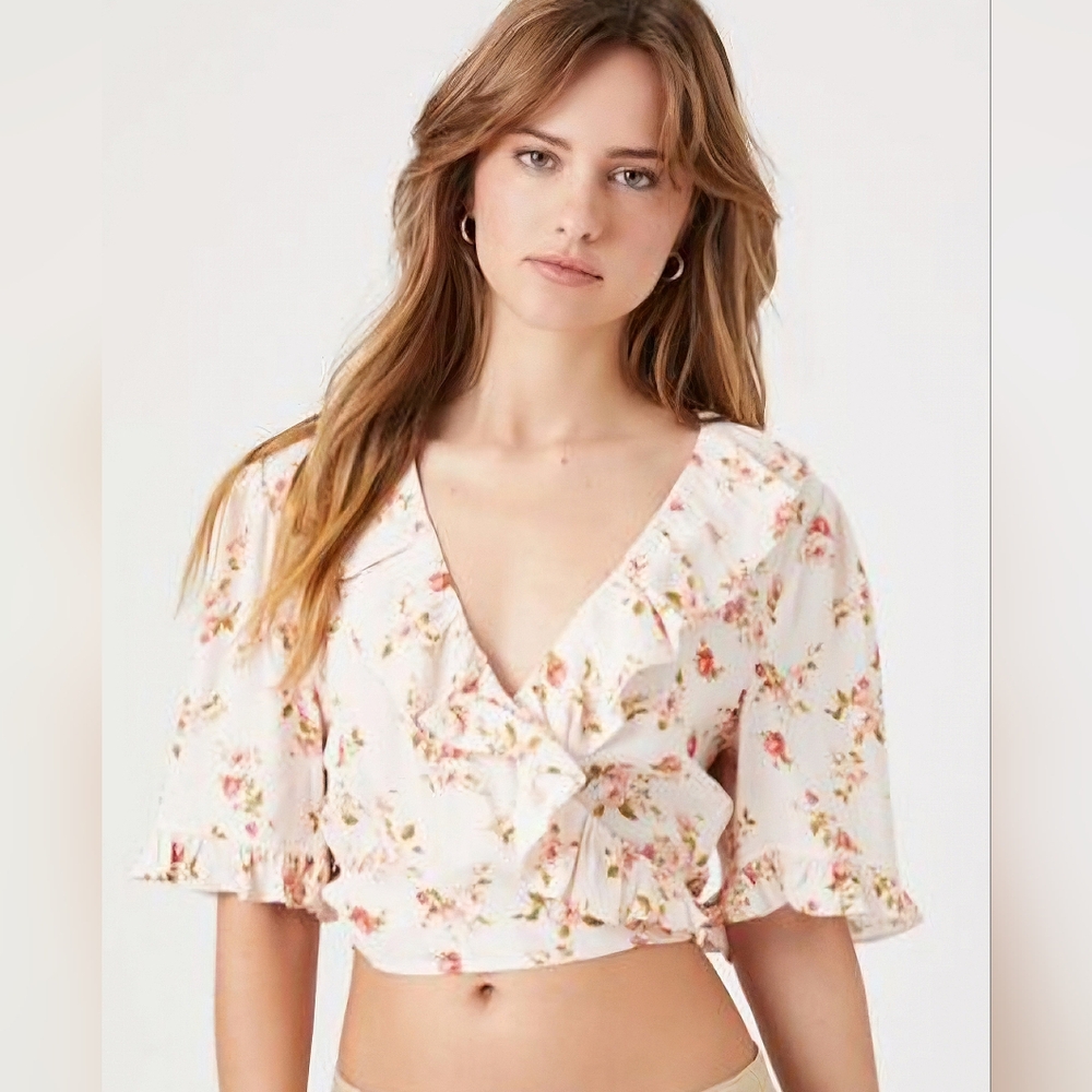 Forever 21 Floral Print Wrap Crop Top in Blush Multi Size S